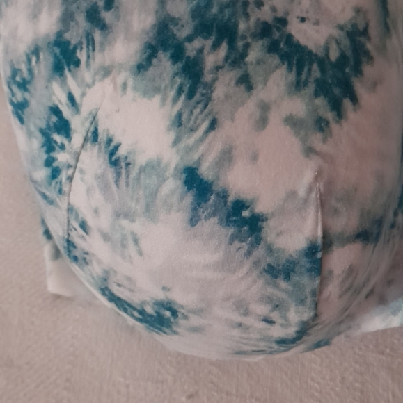 Cacique... Invisible Backsmoother Lightly Lined Balconette Bra, 40H - Picture 7 of 11